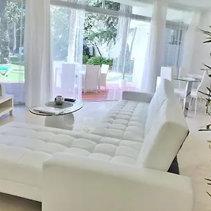Vivaldi Boutique Jardines Del Mar , Marbella Spain